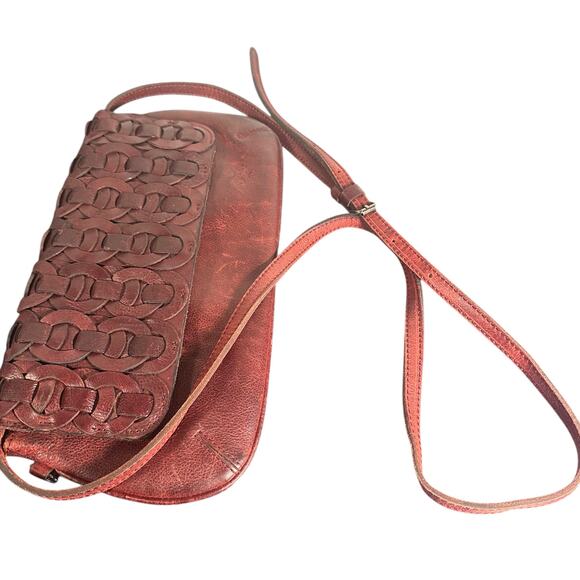 Patricia Nash Round chain link Leather Crossbody Bag Adjustable Strap Baku Red - Picture 11 of 12